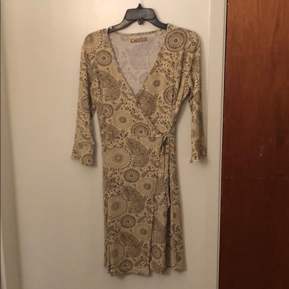 3/4 sleeve wrap dress